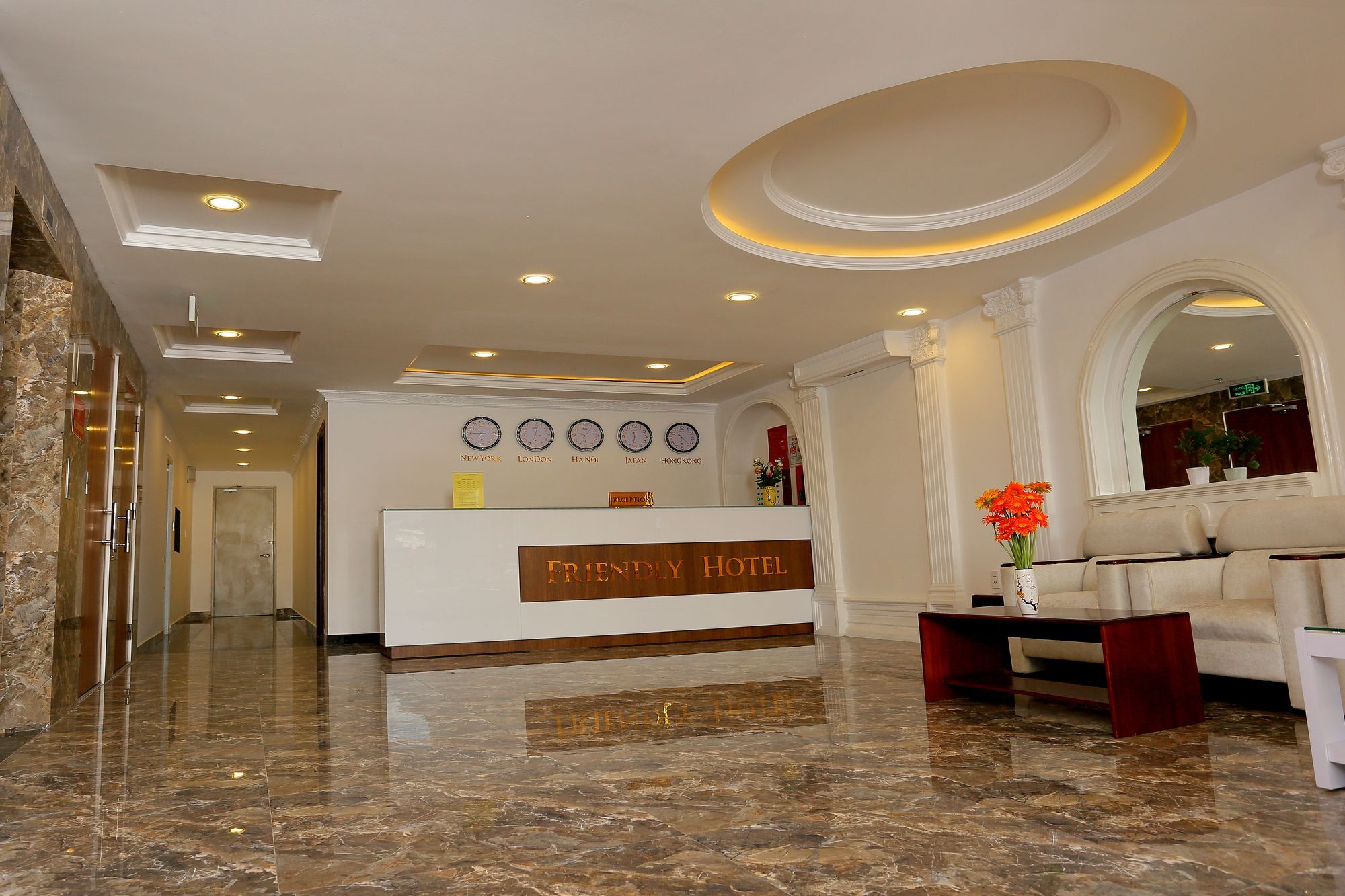 Hotel Friendly
